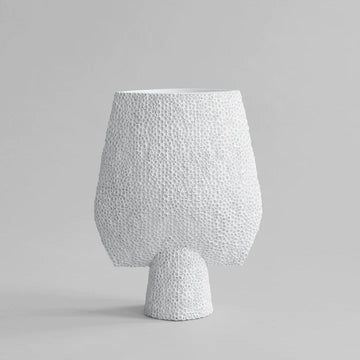 A unique detailed 101Cph Sphere Square Shisen Big Bone White 231011 vase on a grey background.