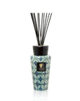 Baobab Boho Kilan Diffuser DIF500BKI with woody scents in a blue and white vase.