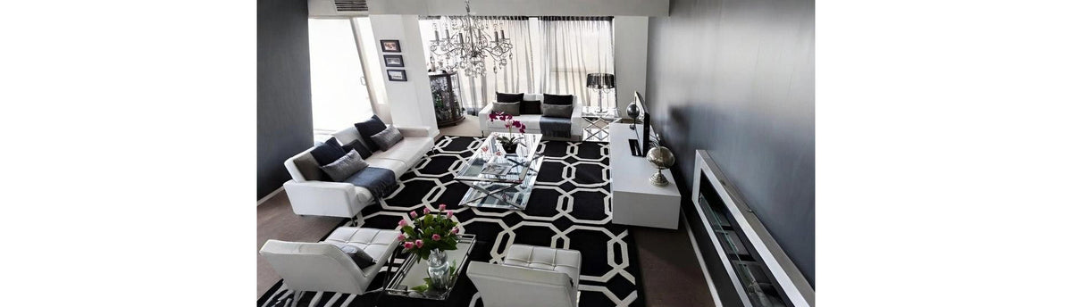 10 Modern Living Room Decor Ideas with Vases & Accessories