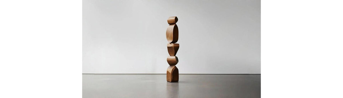 Contemporary Totems & Obelisks: Sculptural Elegance for Modern Interiors