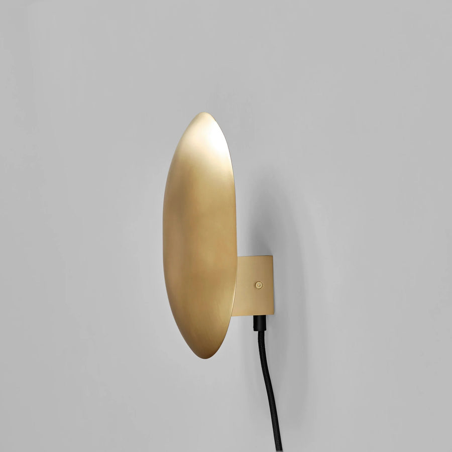 Clam Wall Light Brass by 101 Copenhagen | Spacio