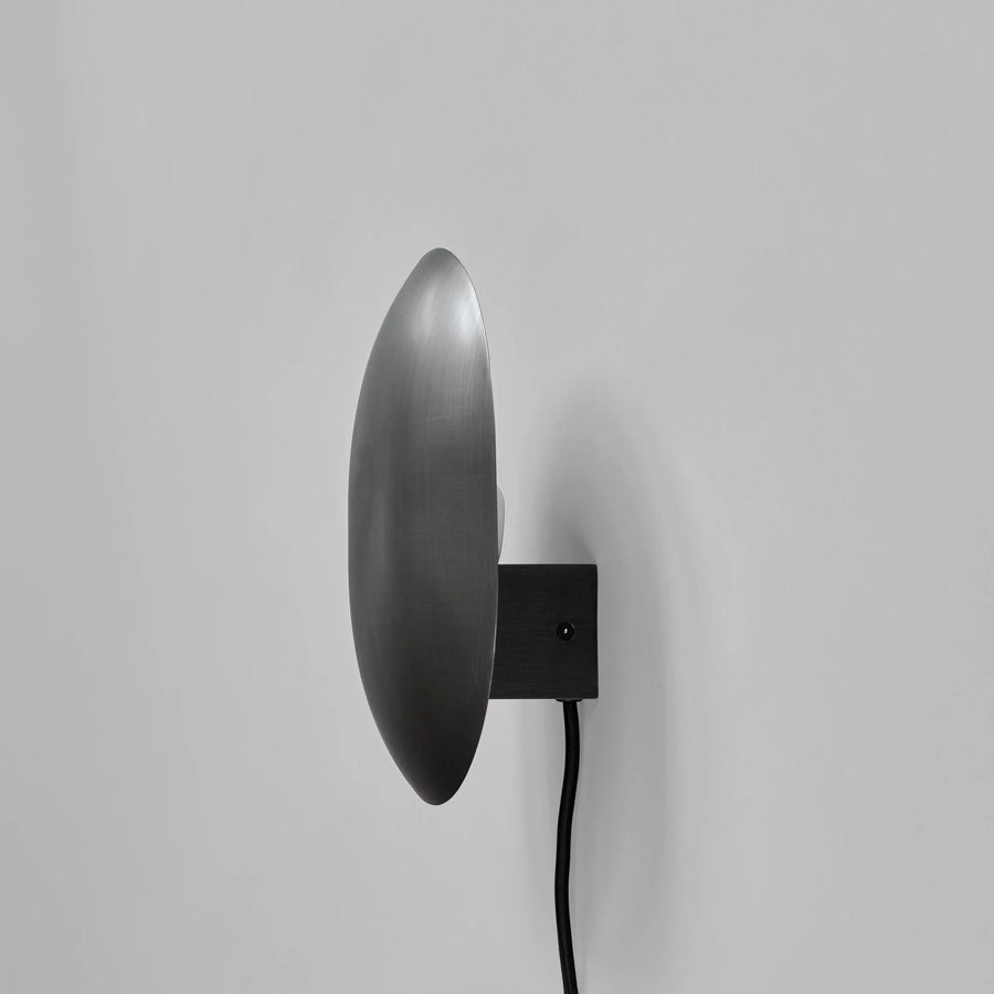 Clam Wall Light Bronze by 101 Copenhagen | Spacio