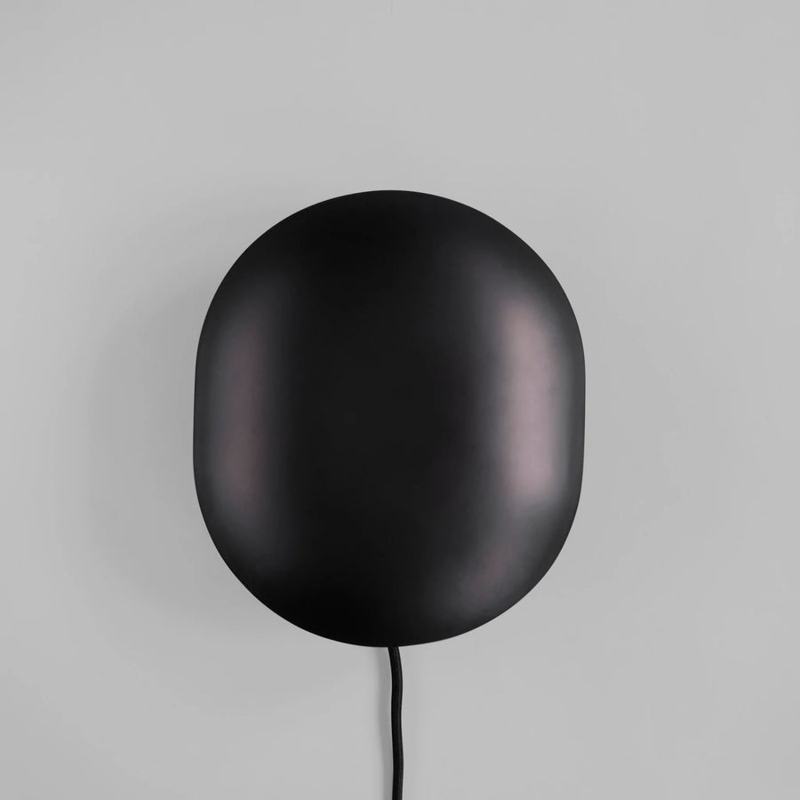 Clam Wall Light Burned Black by 101 Copenhagen | Spacio