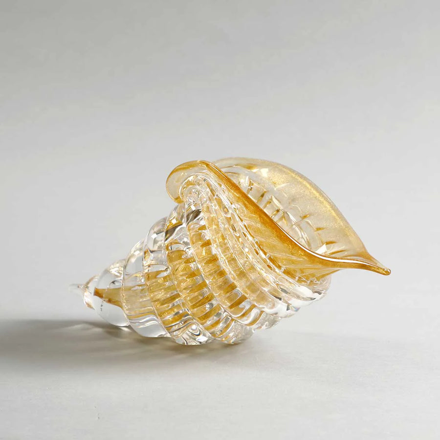 Finely sculpted Duccio Di Segna cornucopia in amber-gold crystal, luxury table decor available at Spacio India