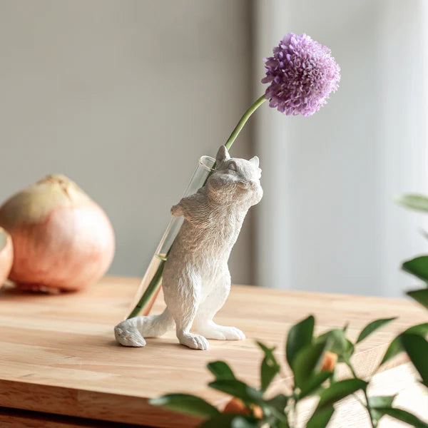 Haoshi Chipmunk Vase Carry on Back 03 Spacio India