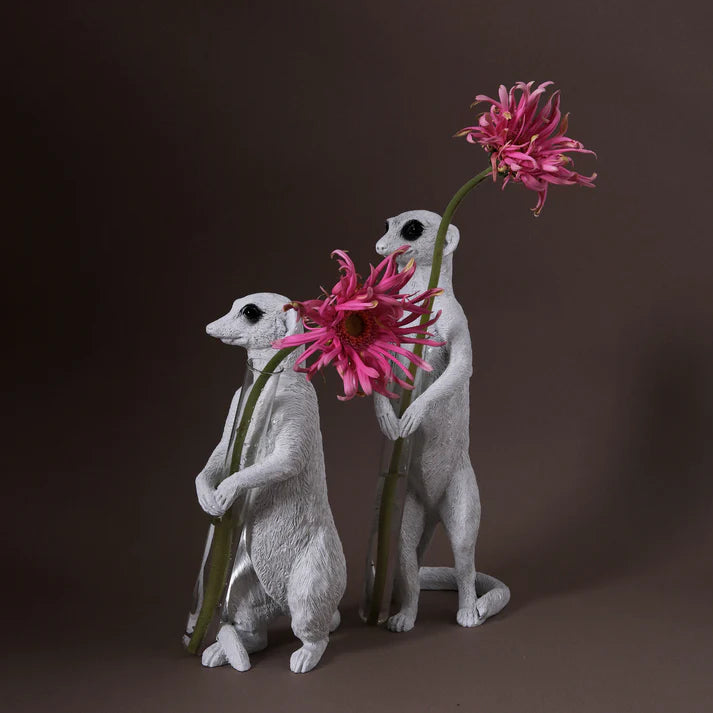 Haoshi Meerkat Vase Sit 02 Spacio India