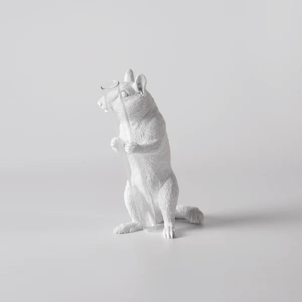 Haoshi Chipmunk Vase Hold 02 Spacio India