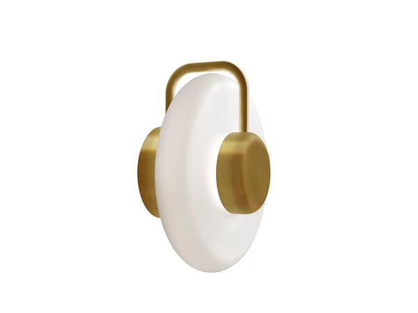 KDLN Tratto Wall in brass finish on a white background
