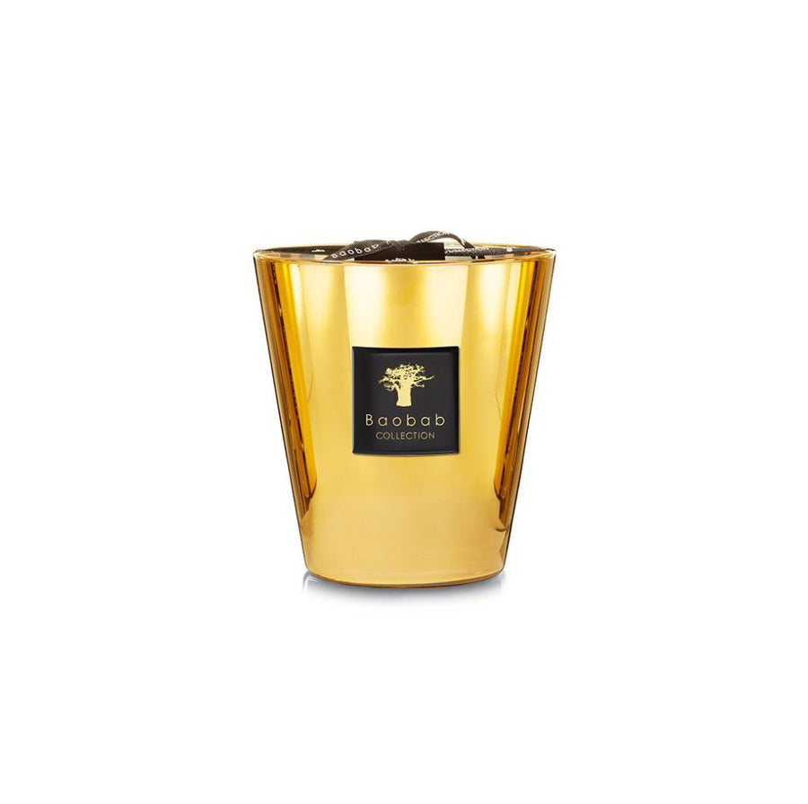 A precious Baobab Aurum Candle Max 16 MAX16AU with a black logo on it.