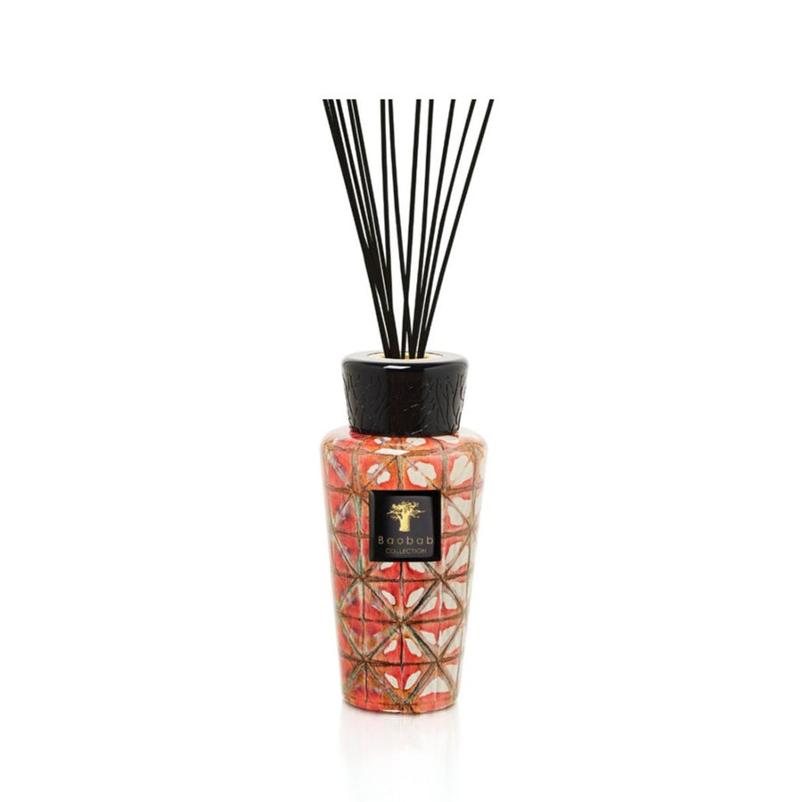 A Baobab Boho Gyula Diffuser DIF500BGY emitting a floral fragrance.