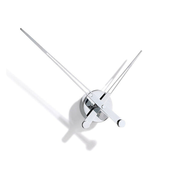 A Nomon wall clock with an avant-garde design featuring two swords: the Clock Nomon Axioma i 60 AXI.