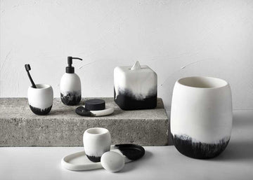 A luxury collection of black and white bathroom accessories, the Bath Set Kelly Hoppen Mist Collection by SV Casa.