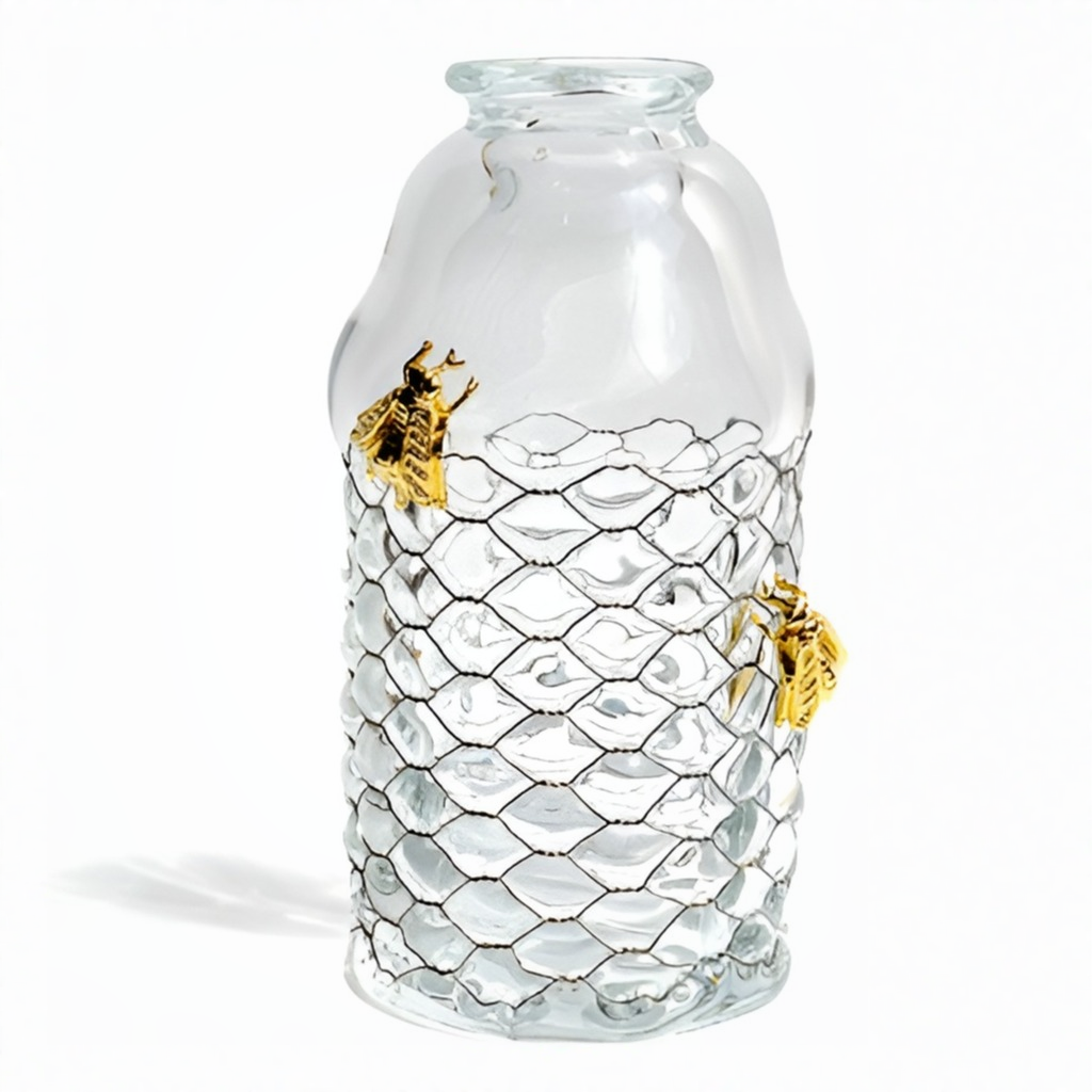 Vanessa Mitrani Bee pot Spacio India