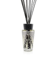Enhance your space with the captivating fragrance of Baobab Black Pearls Diffuser DIF500PB by Baobab. This exquisite reed diffuser features elegant black and silver sticks, creating a stylish and luxurious ambiance. Experience.