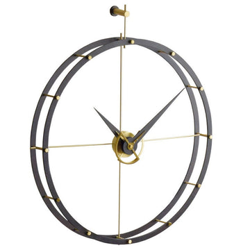 The Clock Nomon Doble O NG Wood Brass Detail DONNG from the brand Nomon features a captivating circular design in black and gold, making it the ideal large-format wall clock for any space.