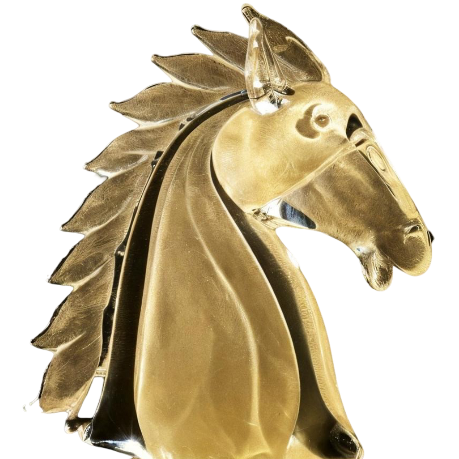 Crystal horse head centerpiece by Duccio Di Segna in gold transparent finish, elegant decor collectible at Spacio India