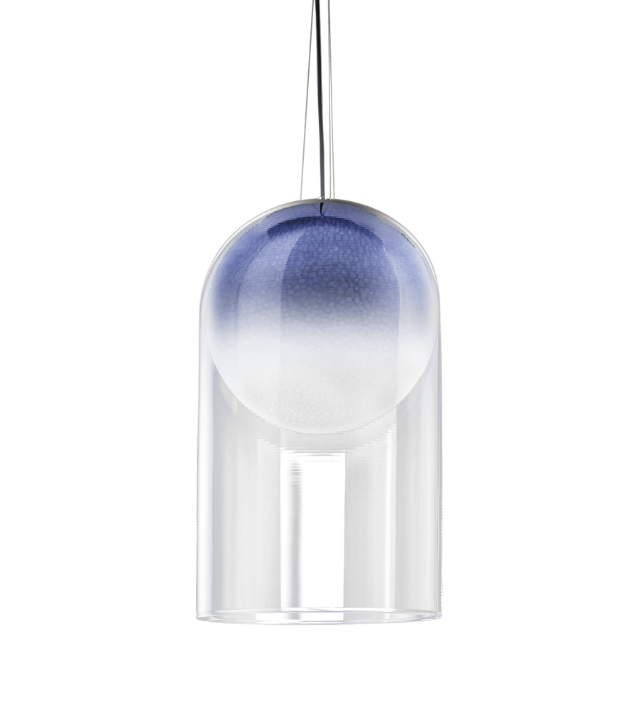 The Italamp Muna pendant light with a blue rim creates stylish and elegant lighting.
